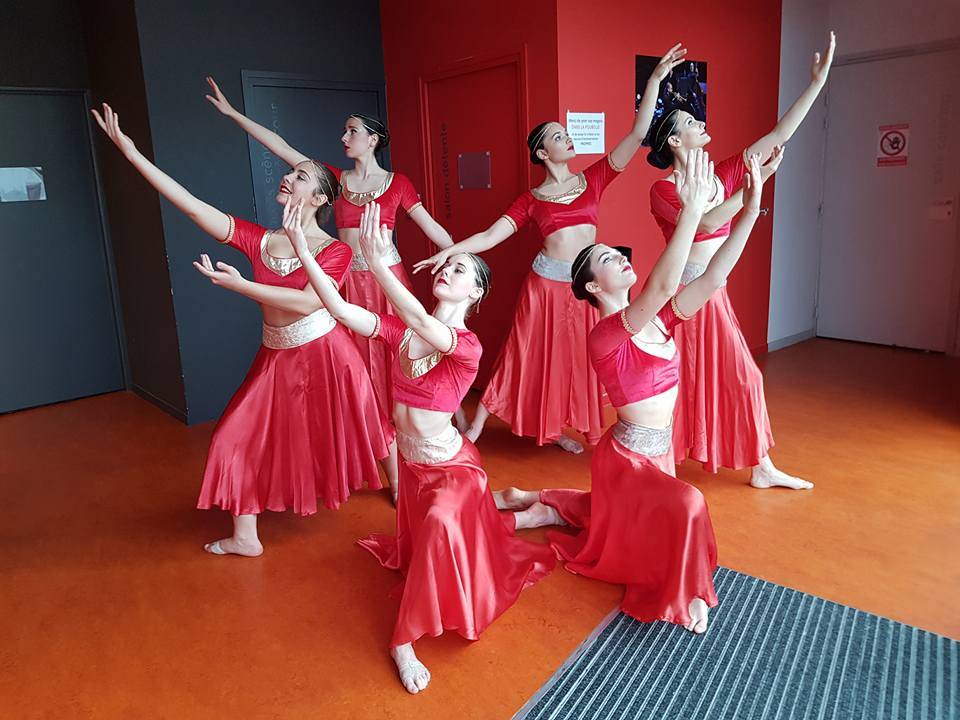 danseuses de Florensa en costume